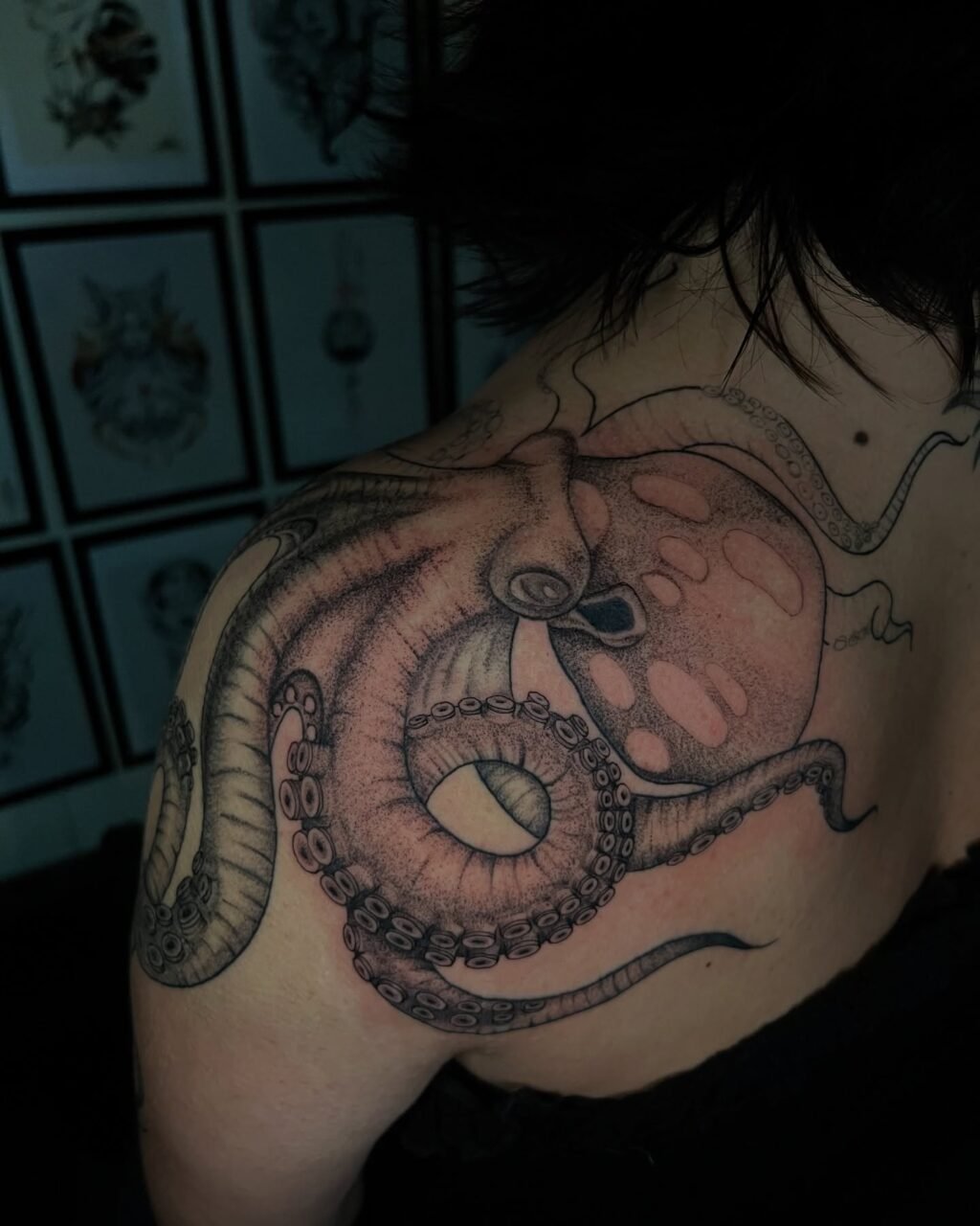 Instagram post from paulinha.tattoo_. This post is in position 2.