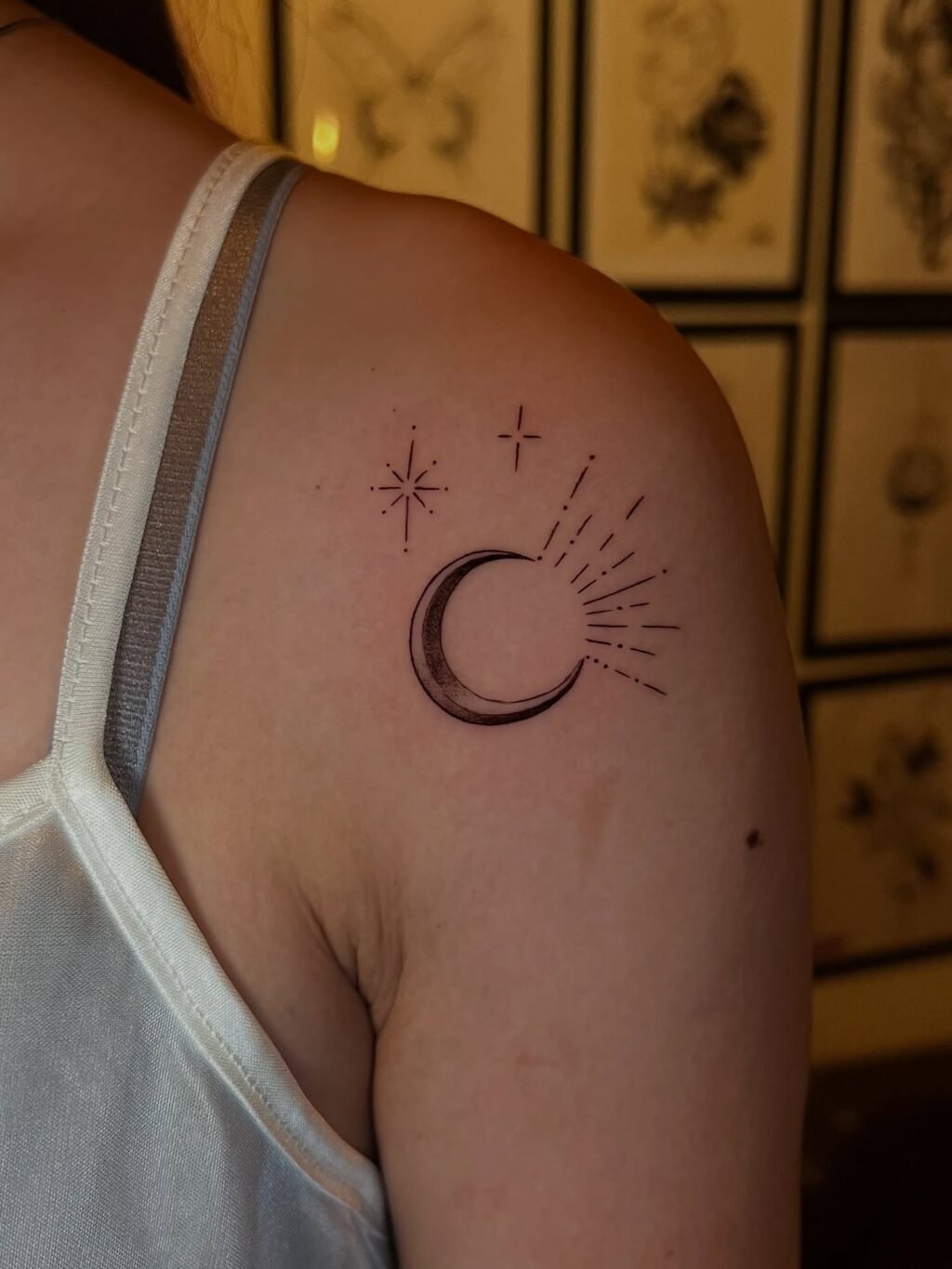 Instagram post from paulinha.tattoo_. This post is in position 2.