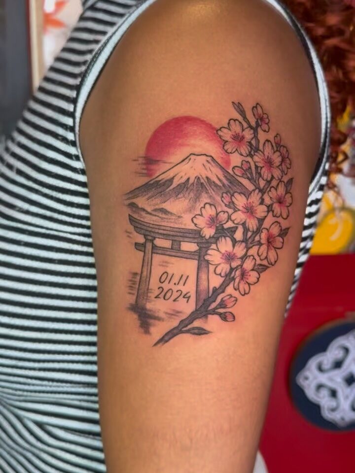 Instagram post from paulinha.tattoo_. This post is in position 2.