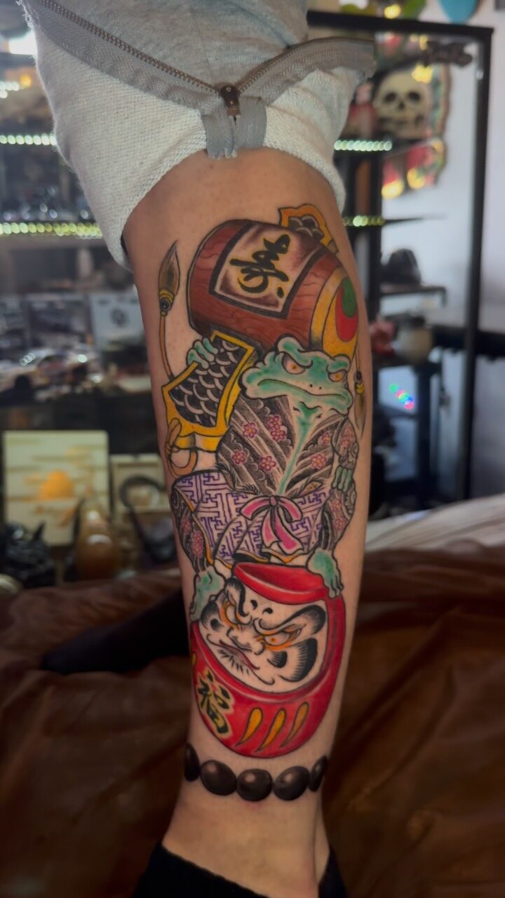Instagram post from dandi.craniumtattoo. This post is in position 3.