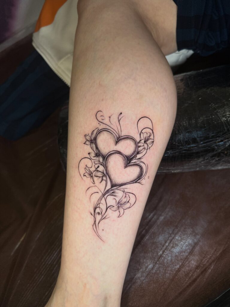 Instagram post from paulinha.tattoo_. This post is in position 2.