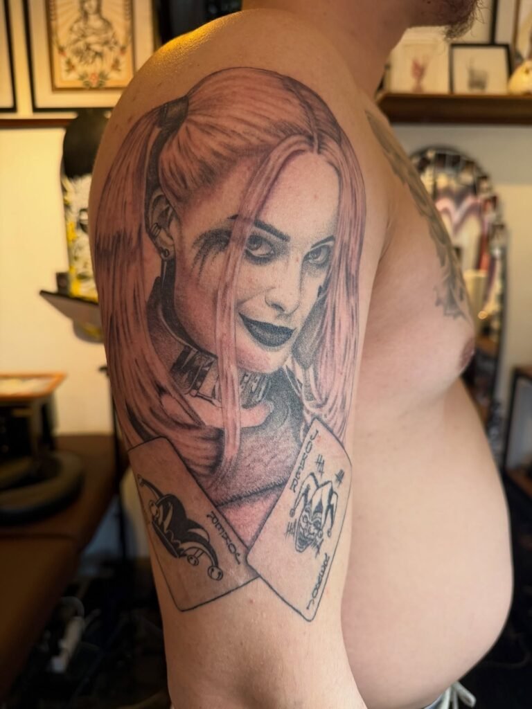 Instagram post from paulinha.tattoo_. This post is in position 3.