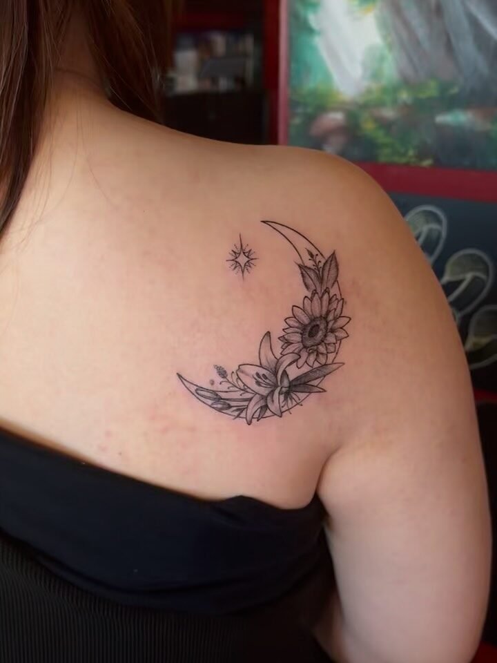 Instagram post from paulinha.tattoo_. This post is in position 2.