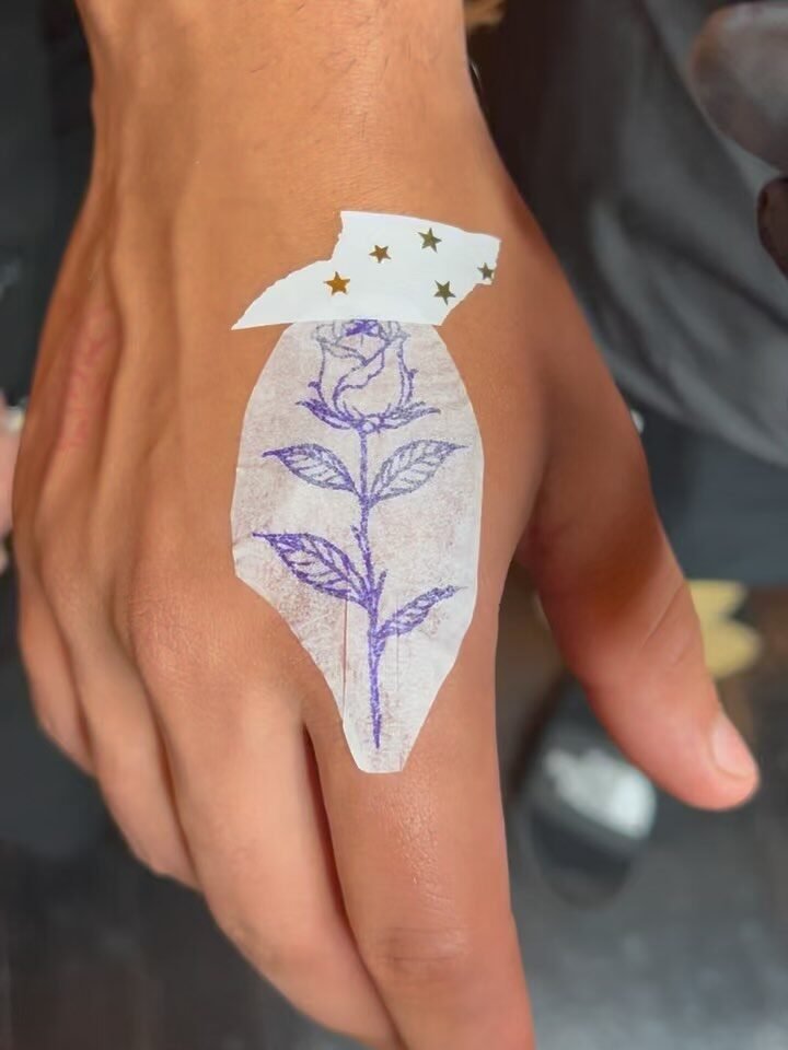 Instagram post from paulinha.tattoo_. This post is in position 1.