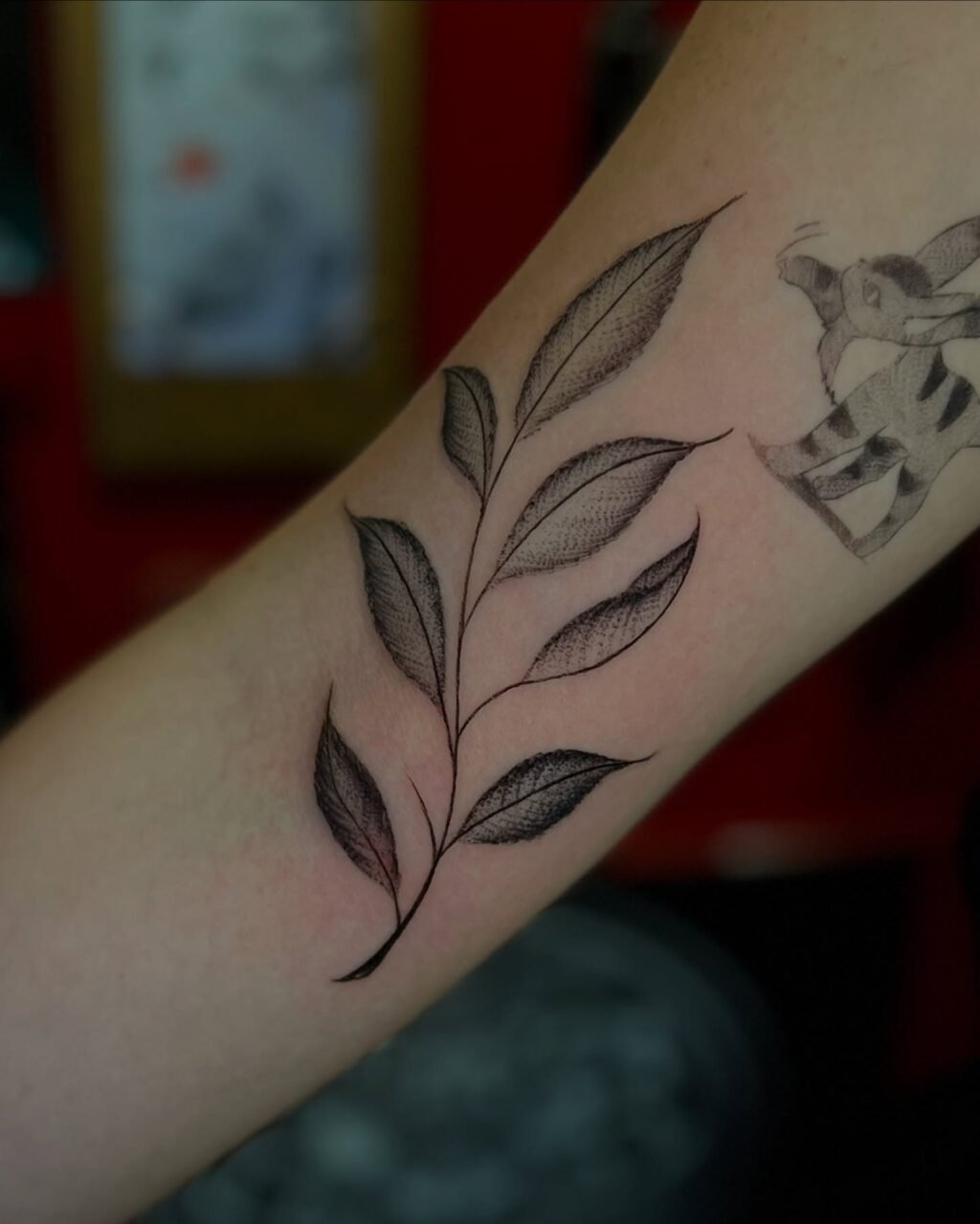 Instagram post from paulinha.tattoo_. This post is in position 3.