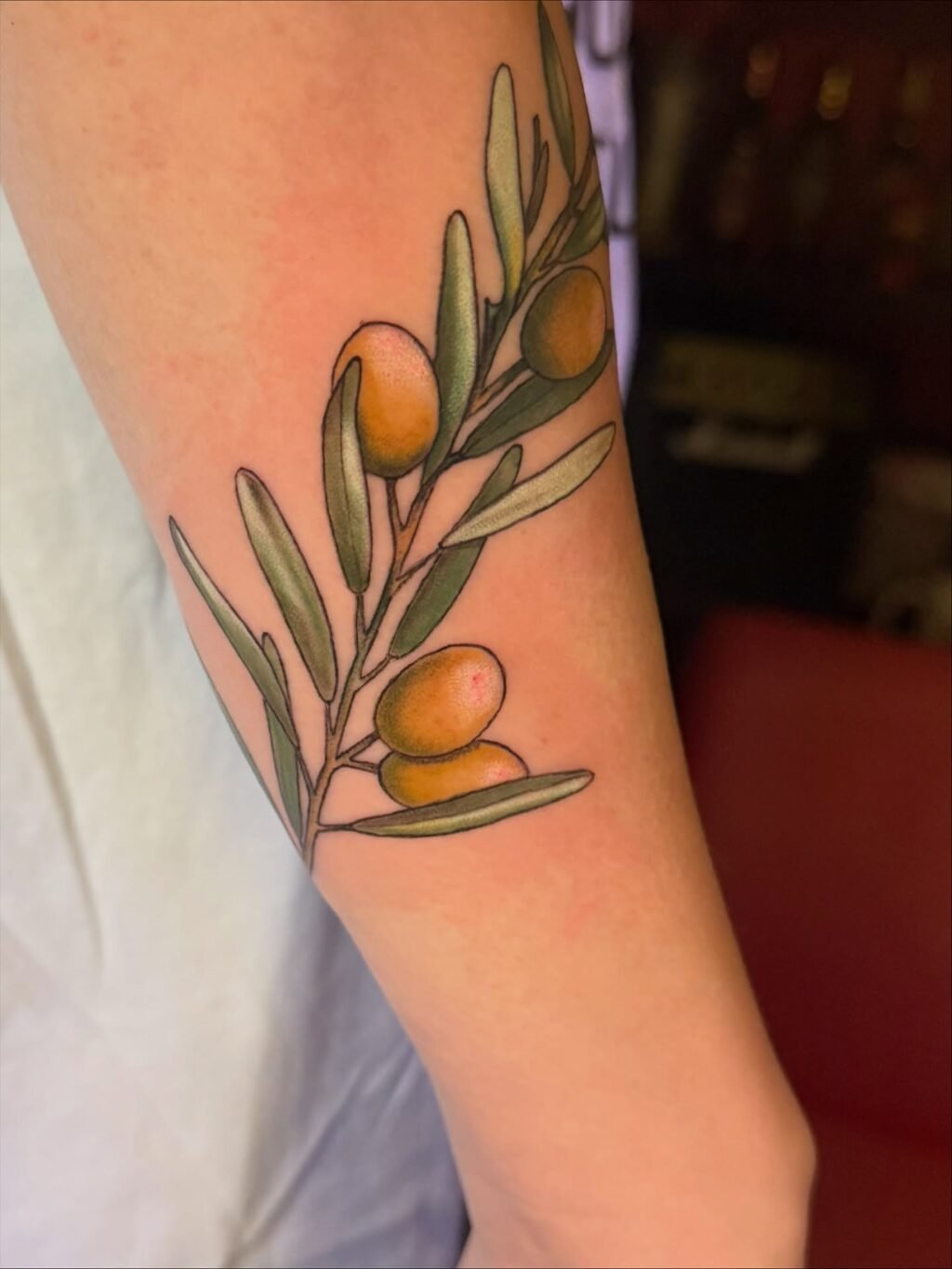 Instagram post from paulinha.tattoo_. This post is in position 2.