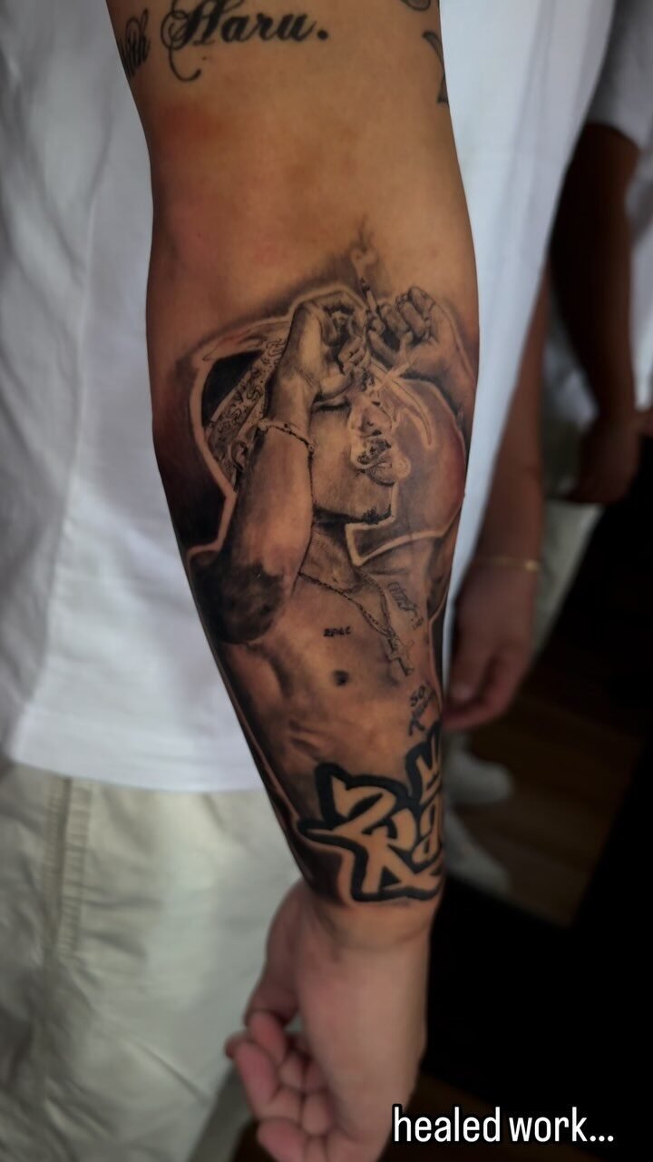 Instagram post from dandi.craniumtattoo. This post is in position 9.