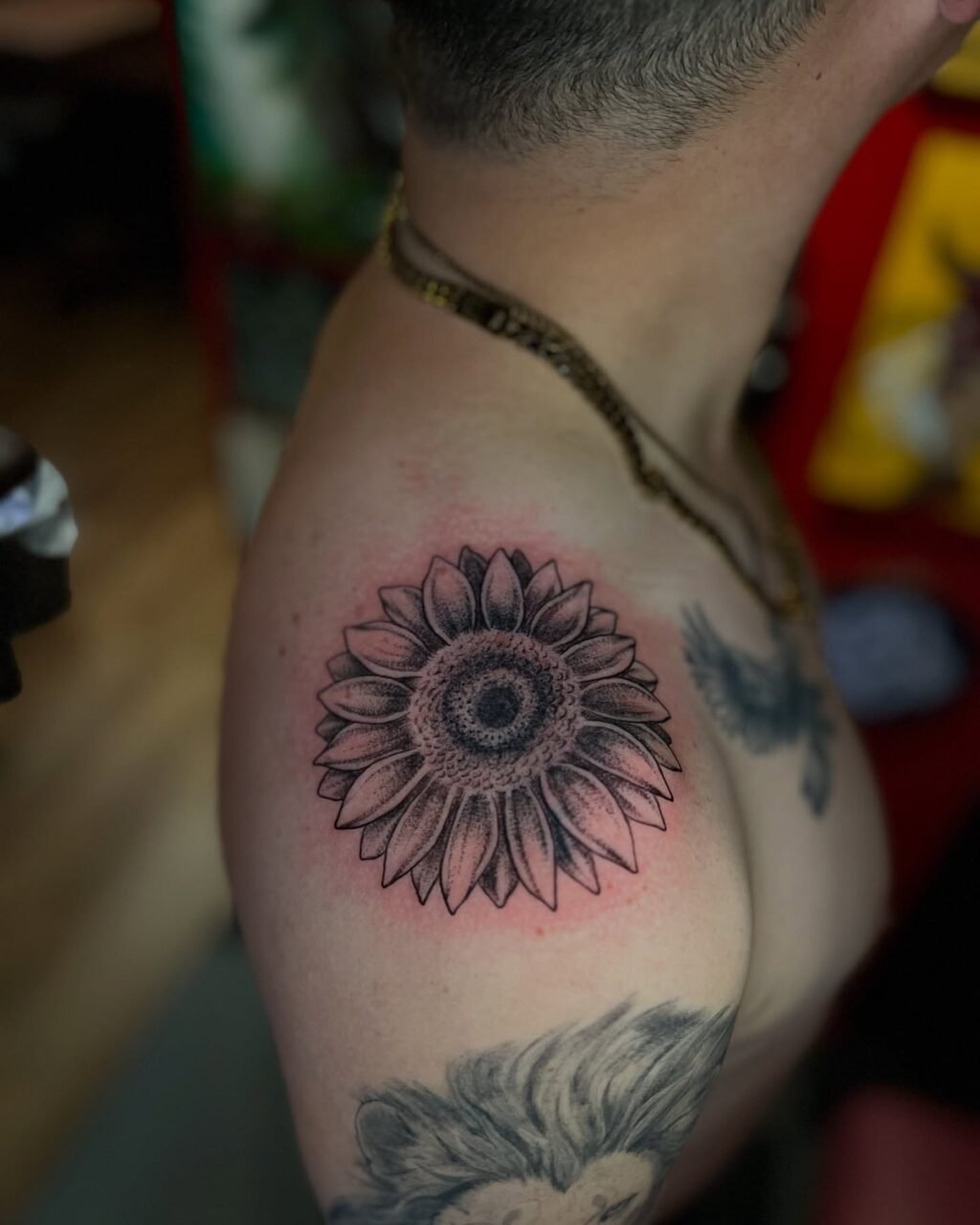 Instagram post from paulinha.tattoo_. This post is in position 0.