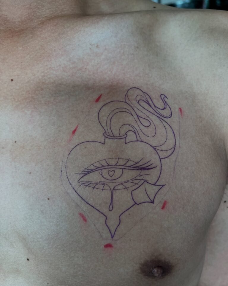 Instagram post from paulinha.tattoo_. This post is in position 12.