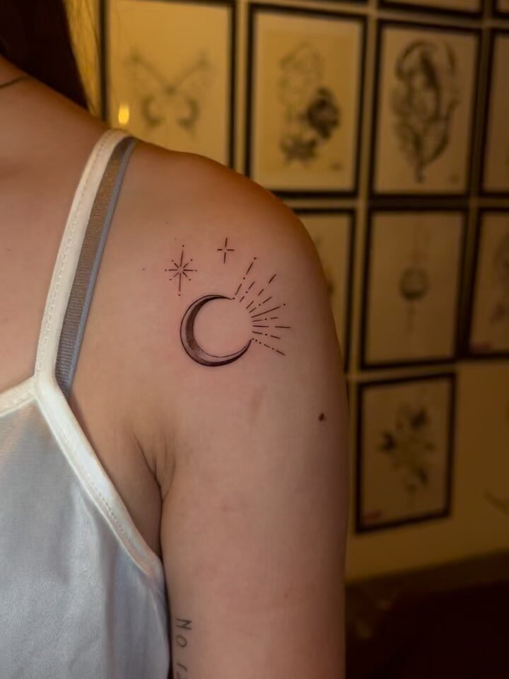Instagram post from paulinha.tattoo_. This post is in position 3.