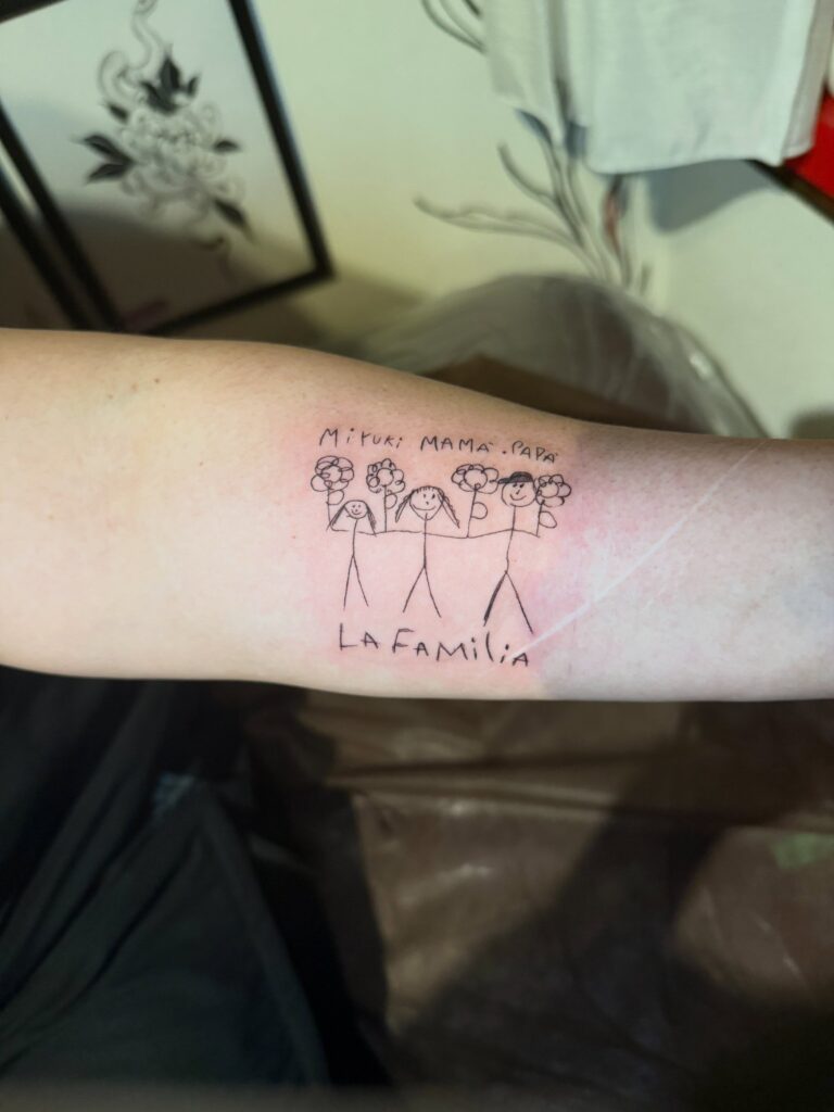 Instagram post from paulinha.tattoo_. This post is in position 2.