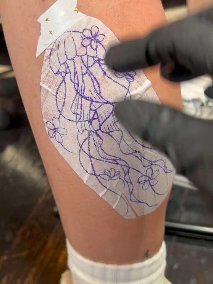 Instagram post from paulinha.tattoo_. This post is in position 1.