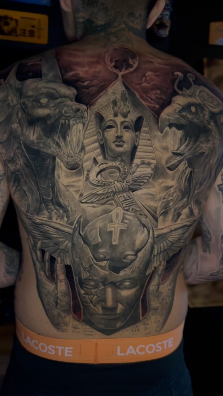 Instagram post from dandi.craniumtattoo. This post is in position 0.