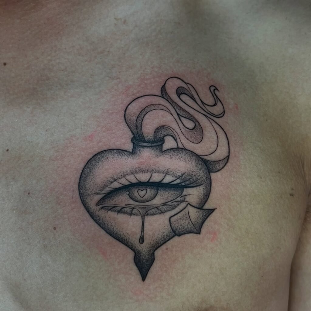 Instagram post from paulinha.tattoo_. This post is in position 2.
