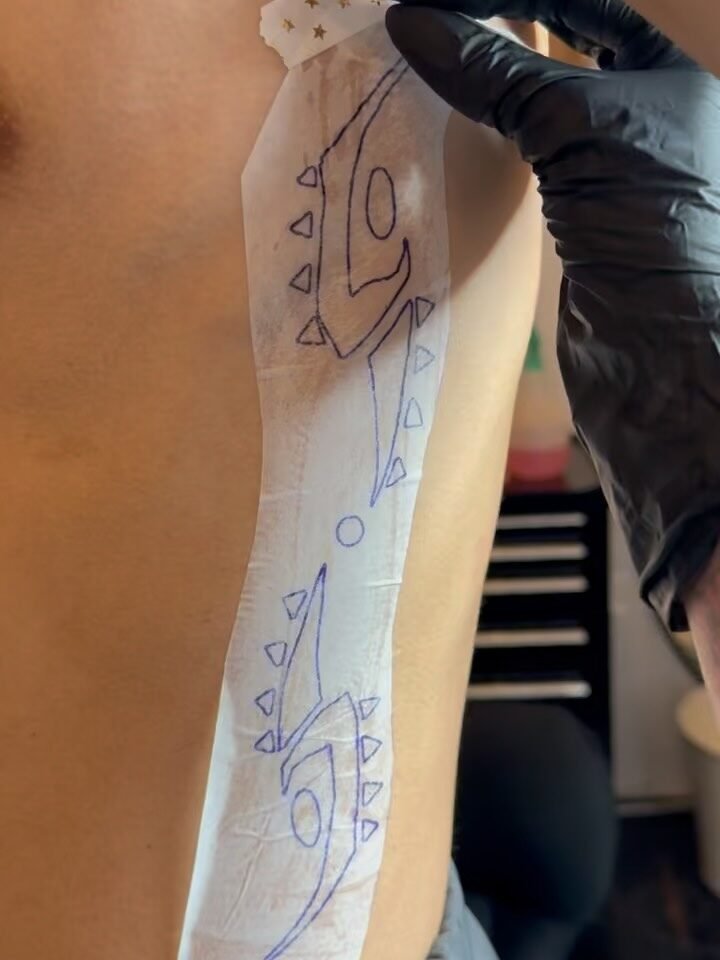 Instagram post from paulinha.tattoo_. This post is in position 1.