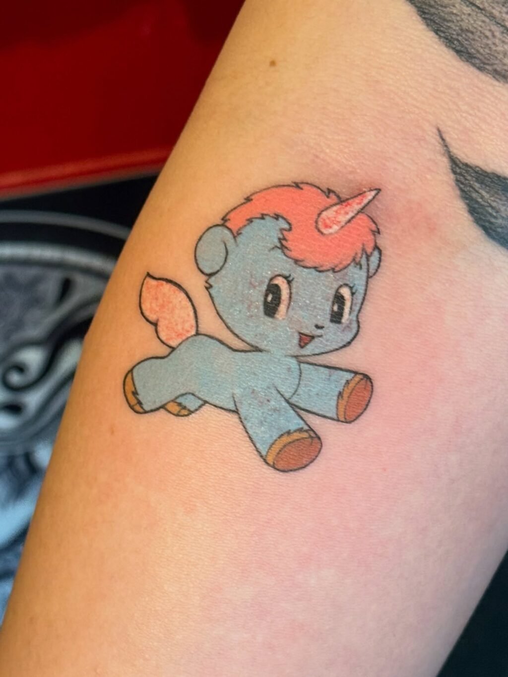 Instagram post from paulinha.tattoo_. This post is in position 3.