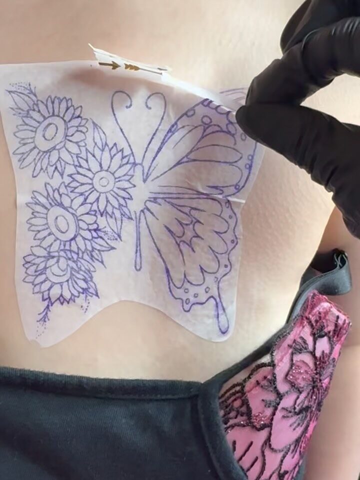 Instagram post from paulinha.tattoo_. This post is in position 1.