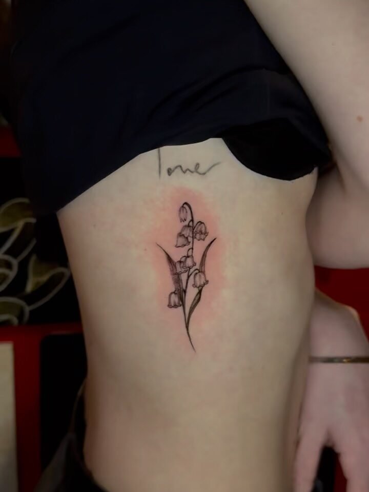 Instagram post from paulinha.tattoo_. This post is in position 2.