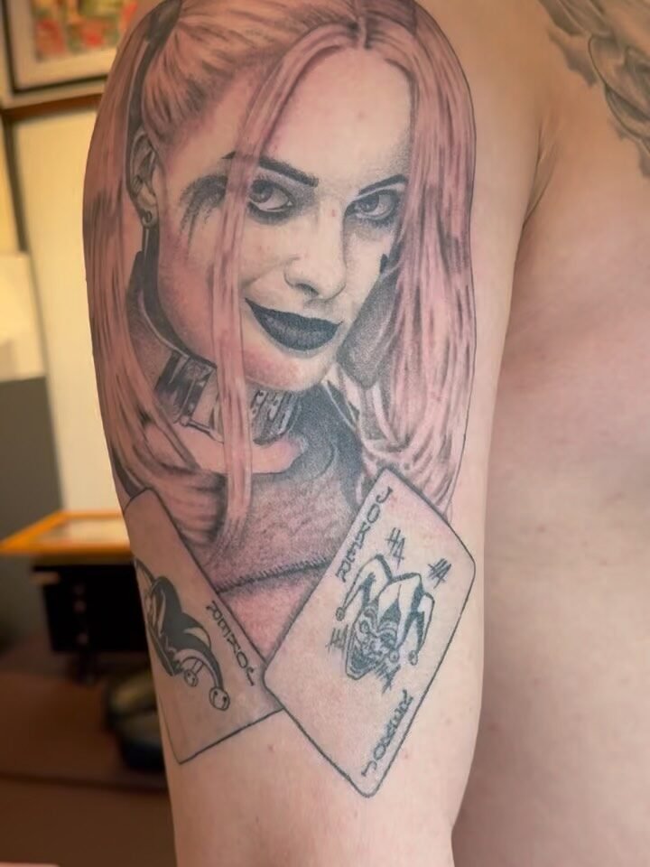 Instagram post from paulinha.tattoo_. This post is in position 1.